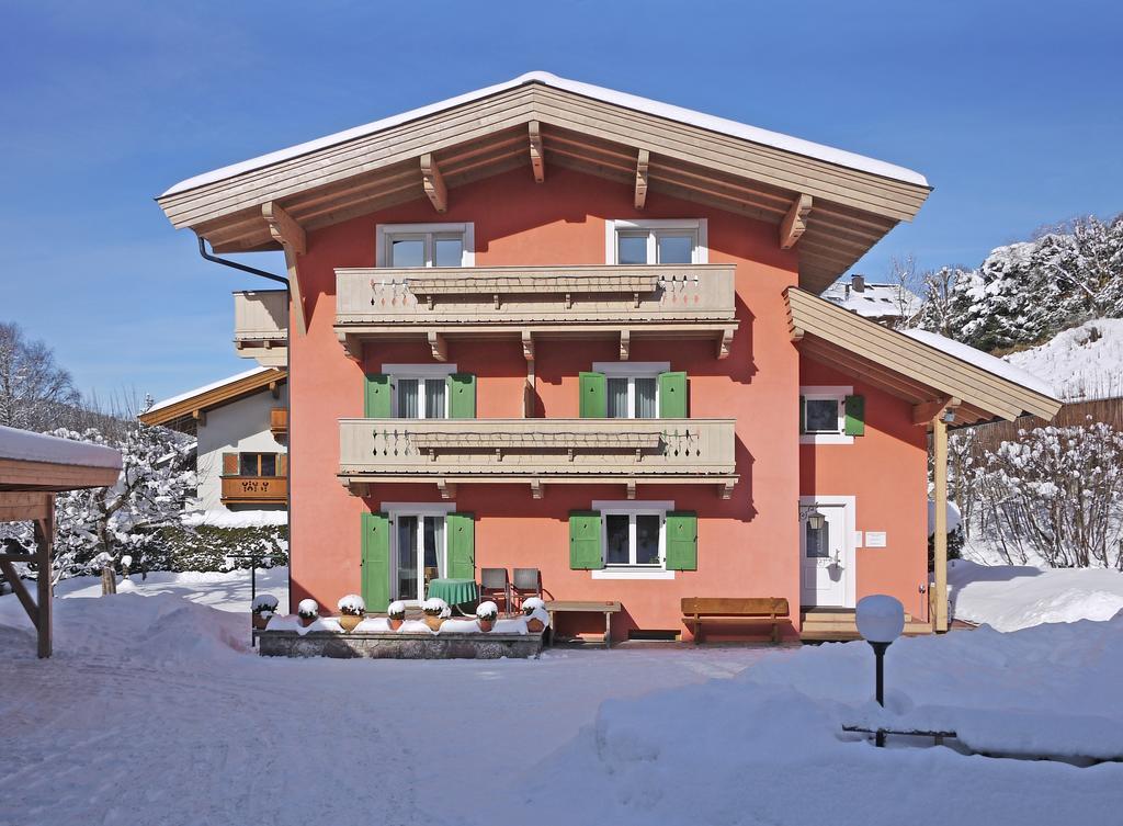 Haus Senoner Bed & Breakfast Kitzbuhel Exterior photo