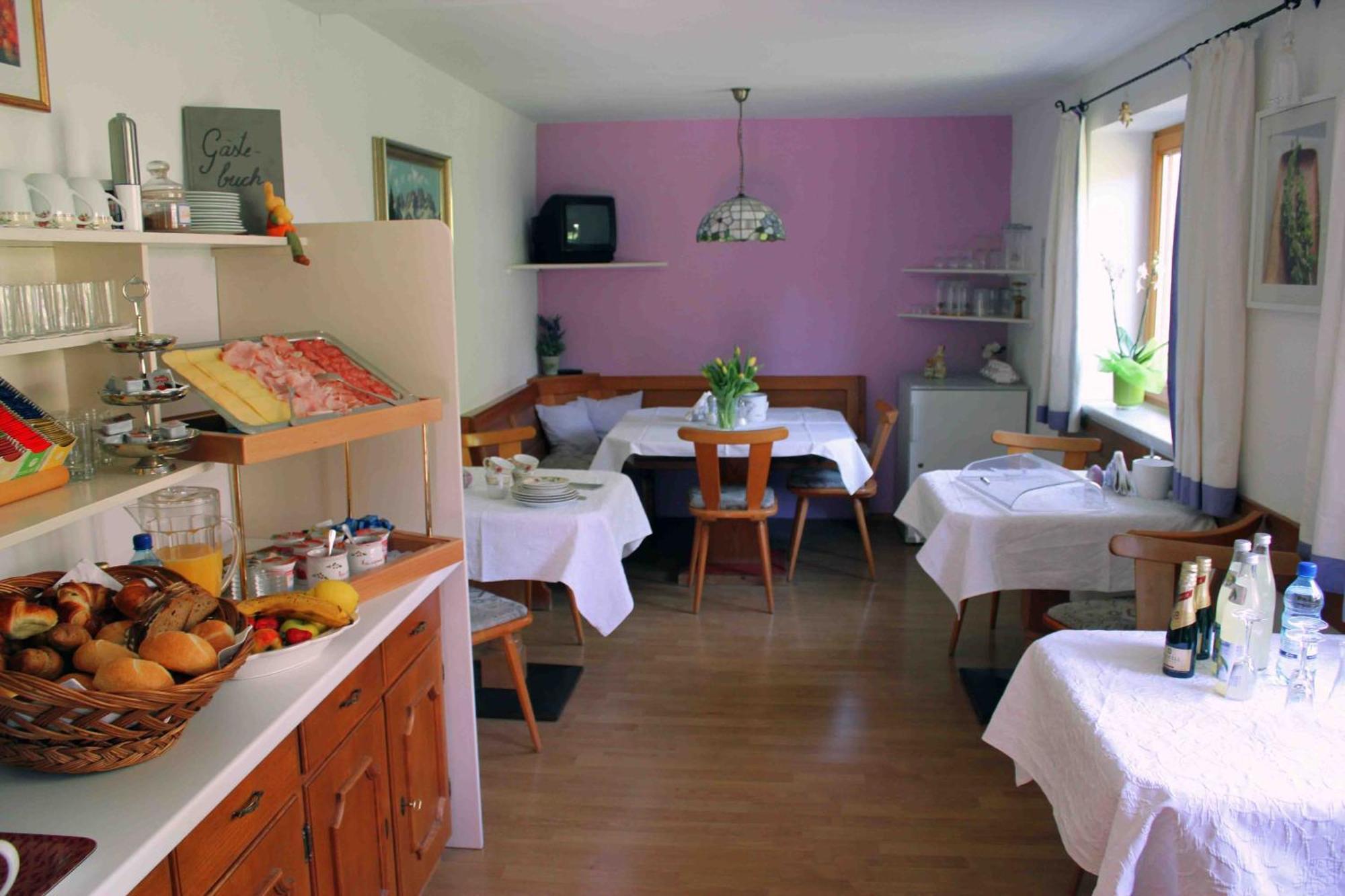 Haus Senoner Bed & Breakfast Kitzbuhel Exterior photo