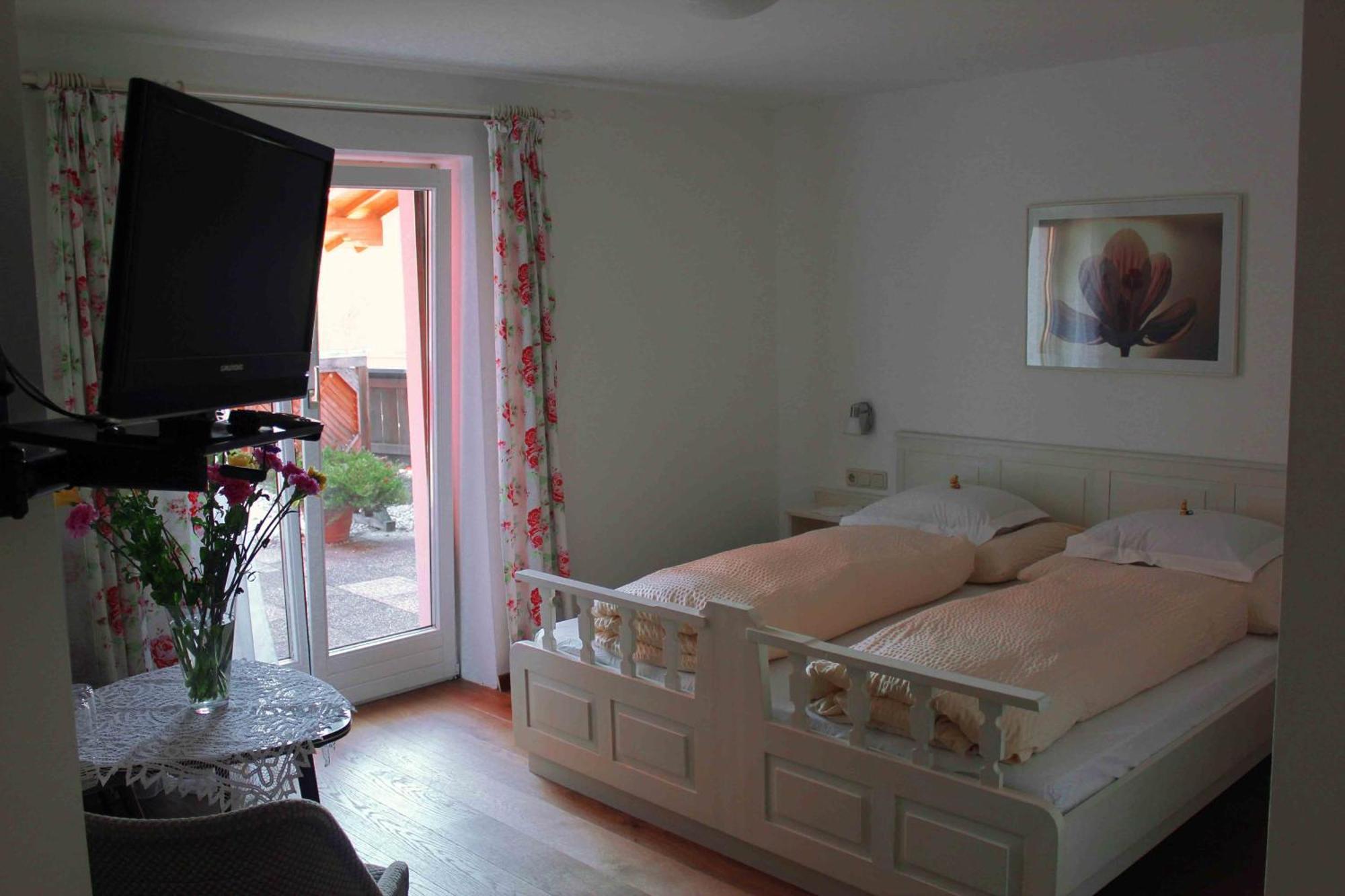Haus Senoner Bed & Breakfast Kitzbuhel Exterior photo
