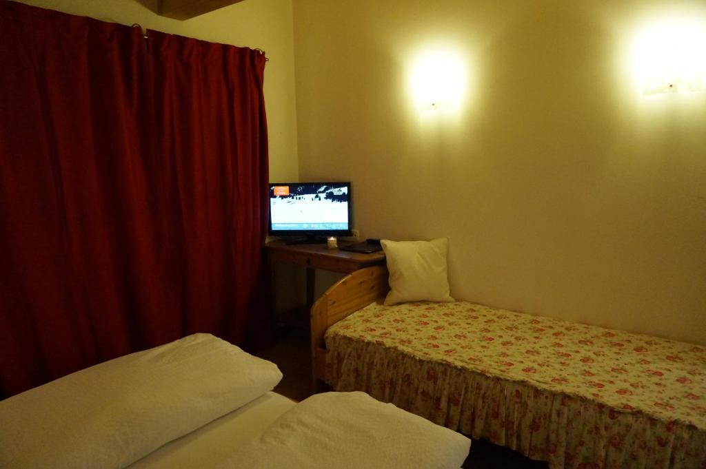 Haus Senoner Bed & Breakfast Kitzbuhel Room photo